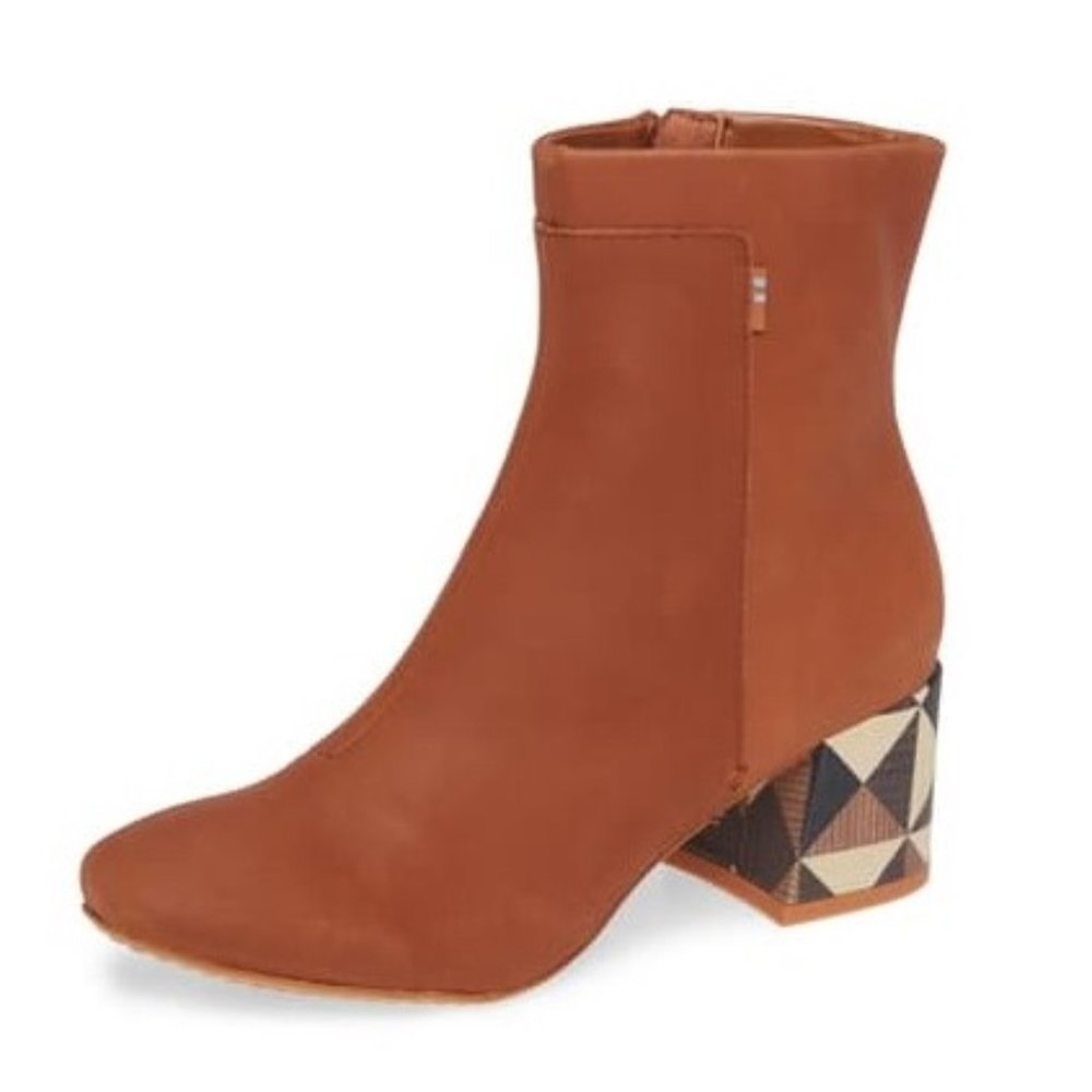 š TOMS Emmy Bootie - Picture 2 of 12